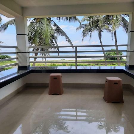 Corniche Beach Resort Mulappilangād 외부 사진